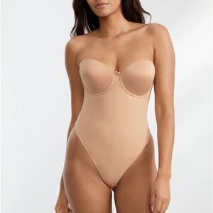 NWT Strapless Low Back Slimming Bodysuit